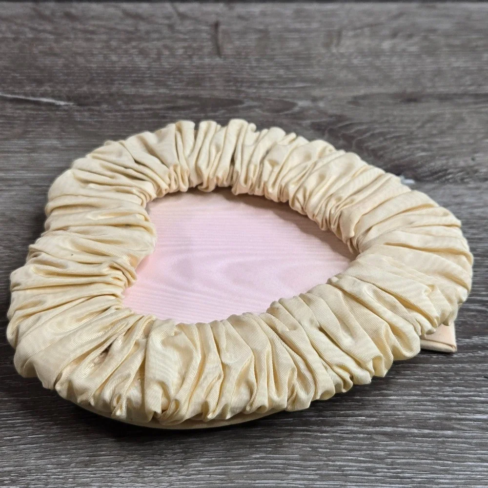 Vintage Cream Satin Ruched Heart Shaped Tabletop Picture Frame Boudoir Decor 7x5
